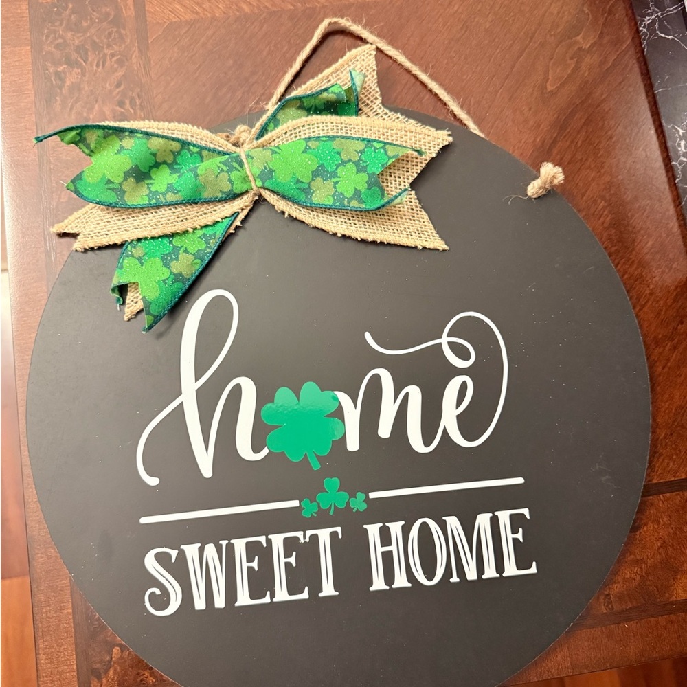 Source Unknown Black and Green "Home Sweet Home" St. Patrick's Day Door Hanger